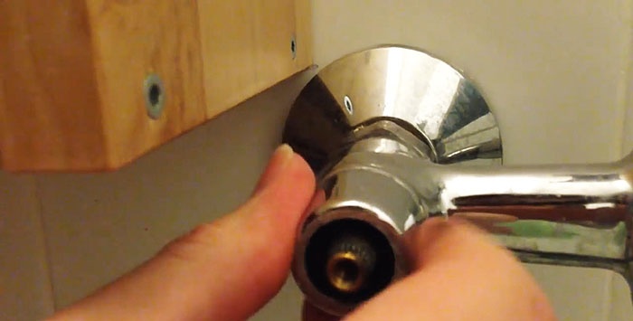 Капещ кран, как да отстраните теча на вода