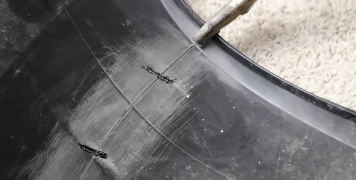 Comment réparer une fissure sur un pare-chocs de voiture