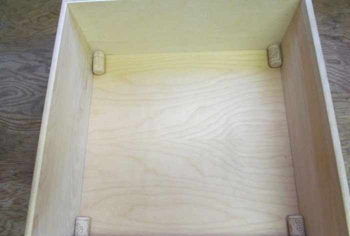 Itago sa isang desk drawer