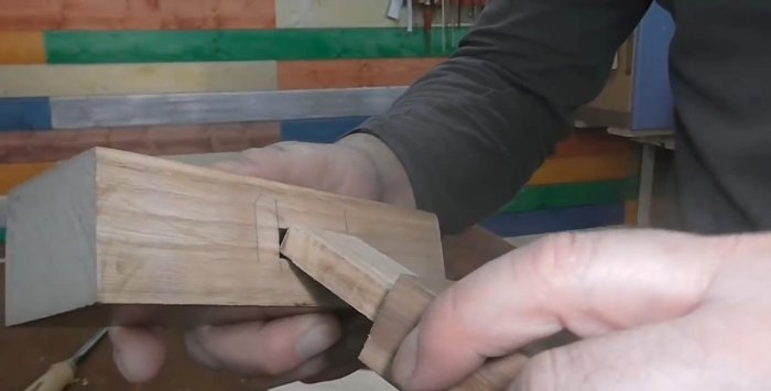 Realizarea unei prize de țeavă folosind o mașină de găurit