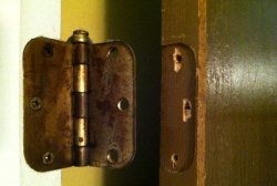 Restoring broken holes for door hinge screws