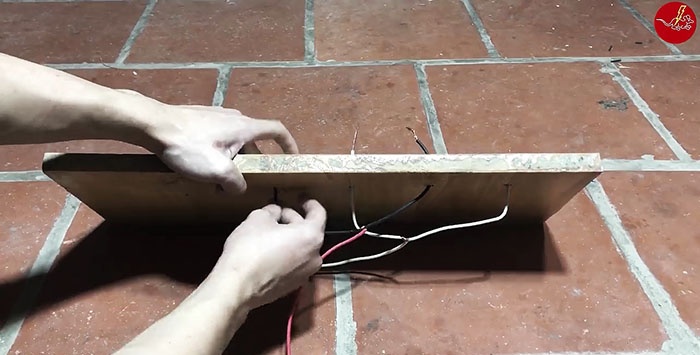 Fareler ve sıçanlar için 12 voltluk elektrikli tuzak nasıl yapılır