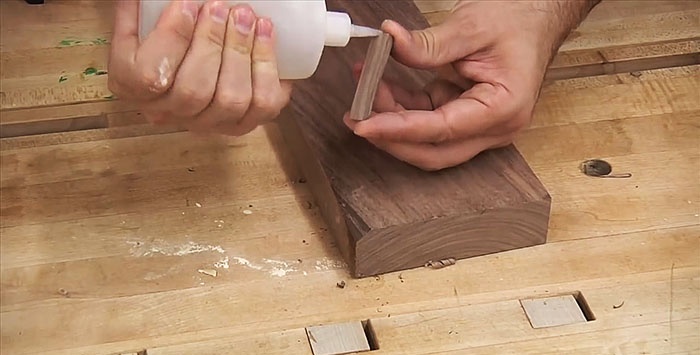 Sådan fjerner du træbearbejdningsfejl