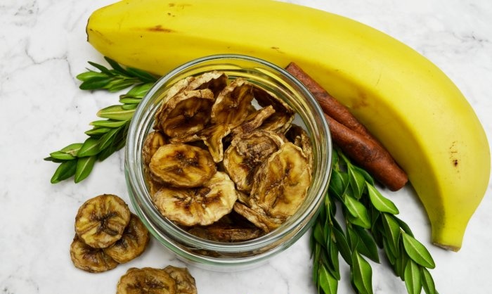 Dried bananas are a healthy treat