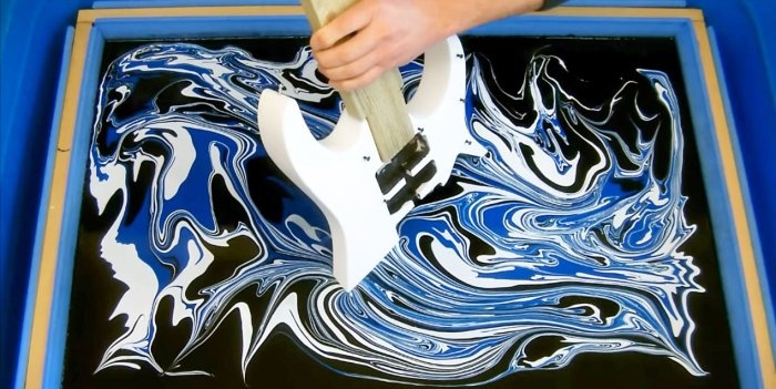 Peinture originale de guitare à faire soi-même