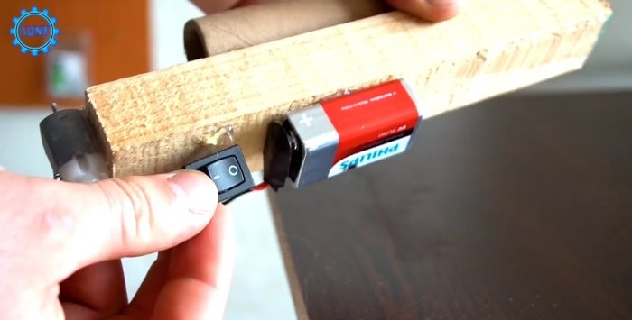 How to make a simple laser level from a pointer