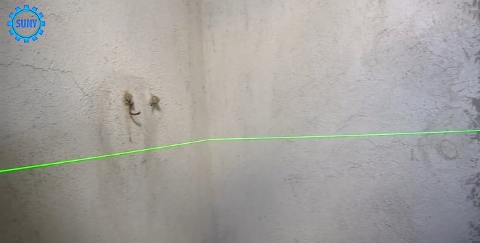 Como fazer um nível de laser simples a partir de um ponteiro