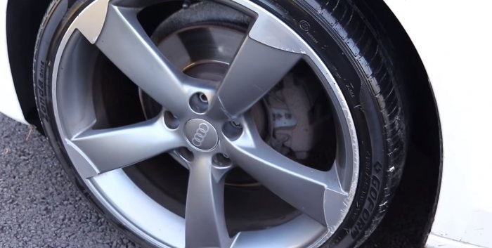 How to get rid of scratches and chips on rims