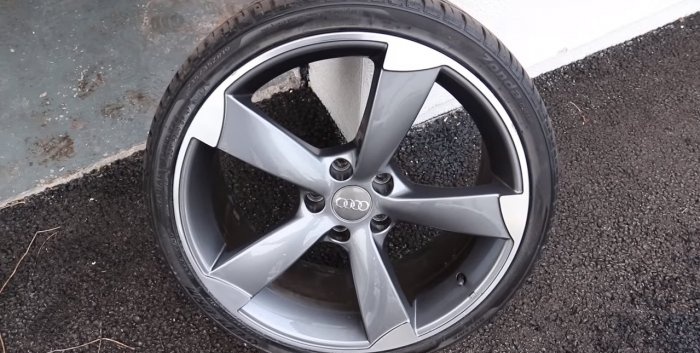 How to get rid of scratches and chips on rims