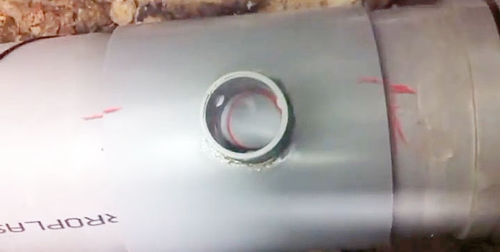 Cómo hacer una curva en un tubo de PVC.