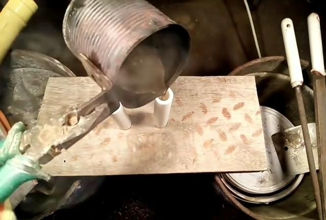 Wie man aus einem Kunststoffrohr einen Werkzeuggriff herstellt