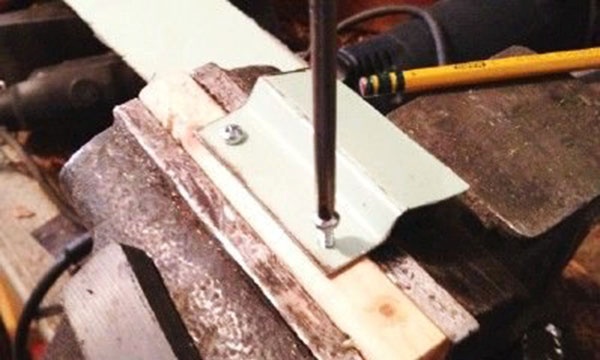 How to make soft and removable vise covers