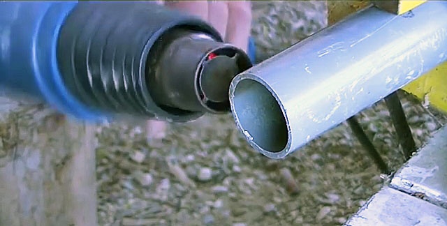 כיצד לחבר צינורות PVC ללא מחבר