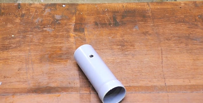 Cable reel mula sa isang plastic canister