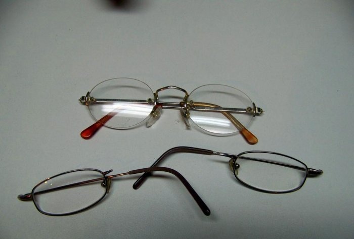 Reparació ràpida del marc d'ulleres