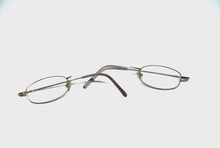Riparazione rapida delle montature degli occhiali