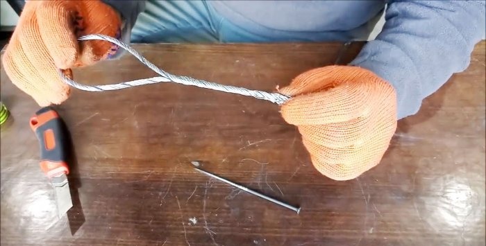 Kā iepīt virves galu cilpā