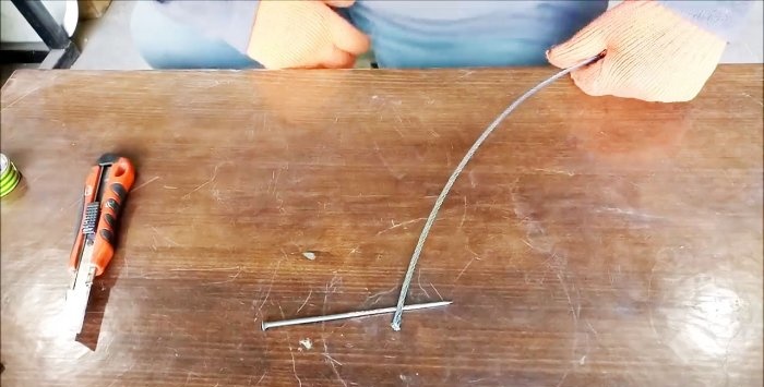 Cómo trenzar el extremo de una cuerda en un bucle