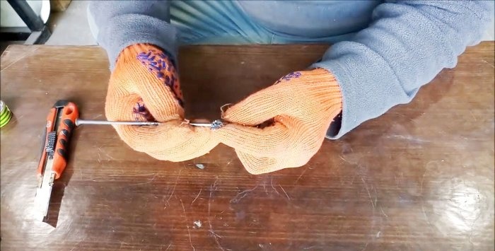 How to braid the end of a rope into a loop