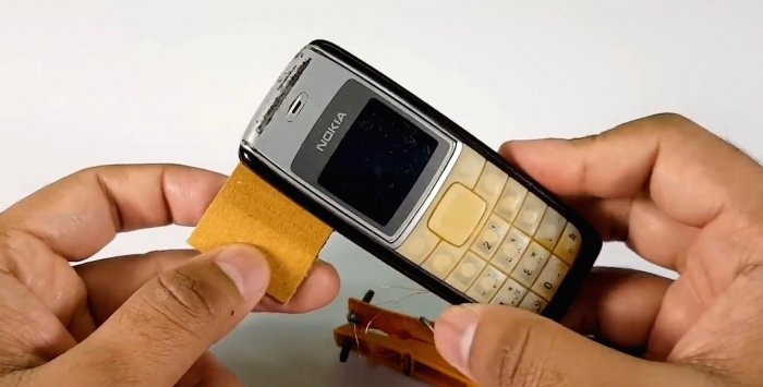 La alarma GSM más sencilla de un teléfono antiguo