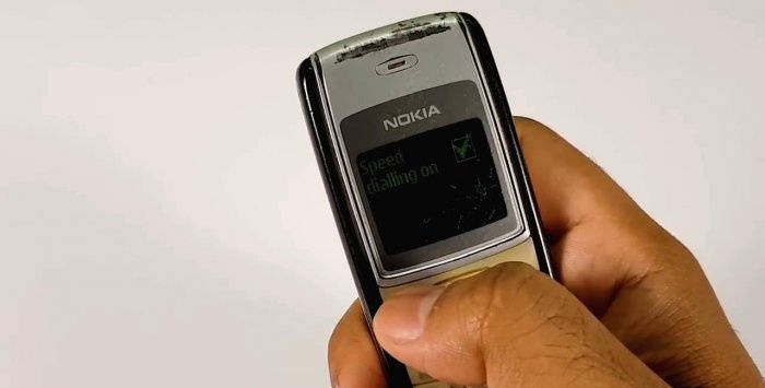 Den enkleste GSM-alarmen fra en gammel telefon