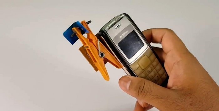 Den enkleste GSM-alarm fra en gammel telefon