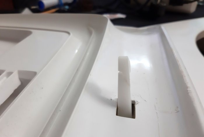 The latch broke off, how to seal it