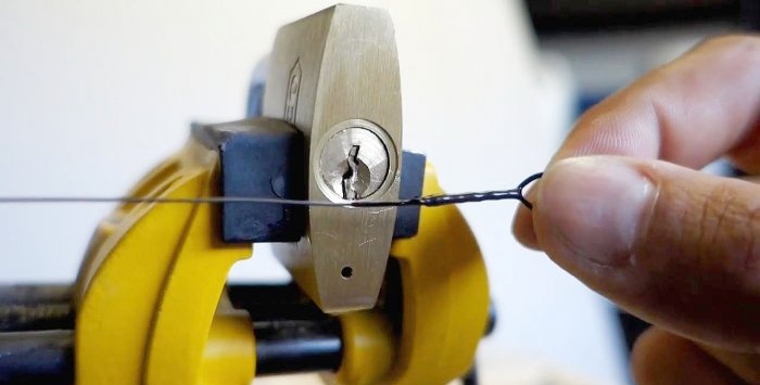 How to remove a broken key from a lock