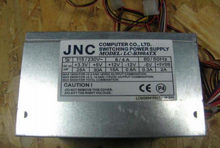 Pag-convert ng power supply ng computer sa isang charger