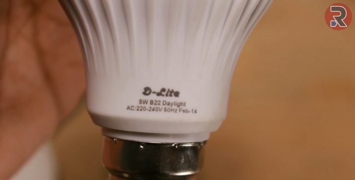 220 V manual generator from a microwave