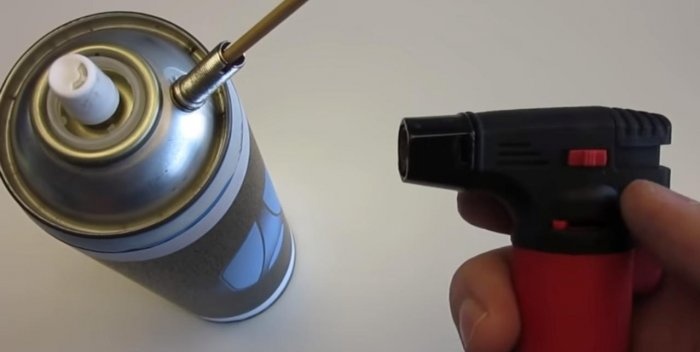Πώς να φτιάξετε ένα επαναχρησιμοποιούμενο αεροζόλ από ένα κανονικό