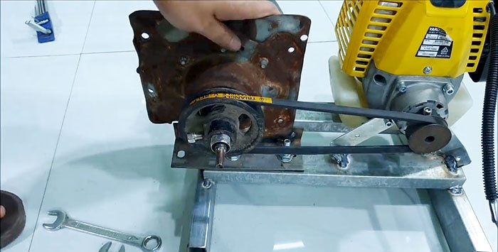 Jak zrobić generator 220 V z silnika trymera