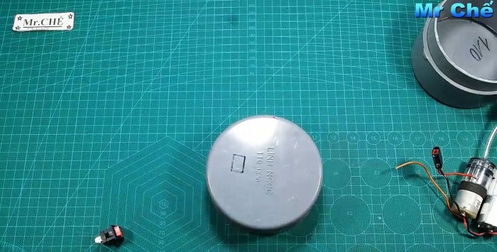 כיצד ליצור מדחס נייד המופעל באמצעות סוללה