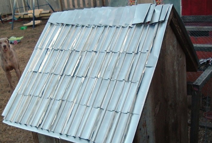 Dakbedekking van aluminium blikjes