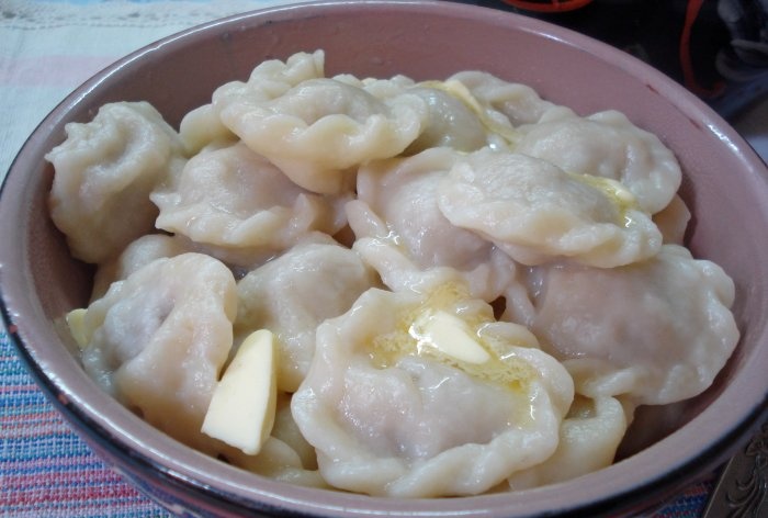 Läckra dumplings på bästa chouxbakelsen