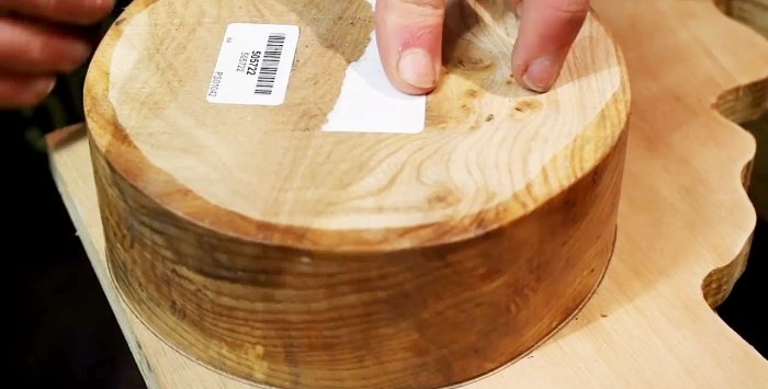 We use a wooden disc to quickly sharpen knives