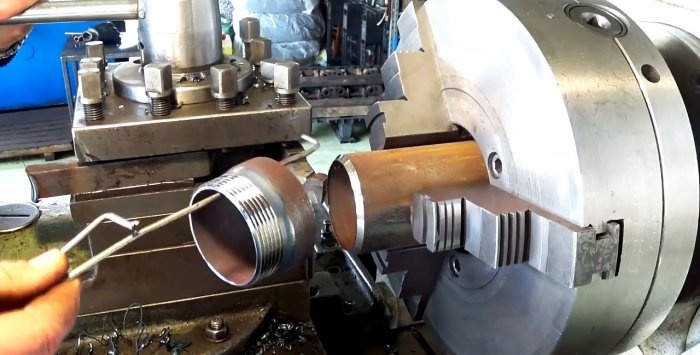 Com reduir el diàmetre d'una canonada d'acer per fricció