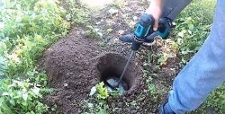 Πώς να φτιάξετε ένα τρυπάνι κήπου από μια λεπίδα πριονιού
