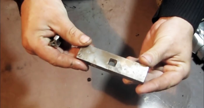 How to make square holes with round drills in a way accessible to everyone