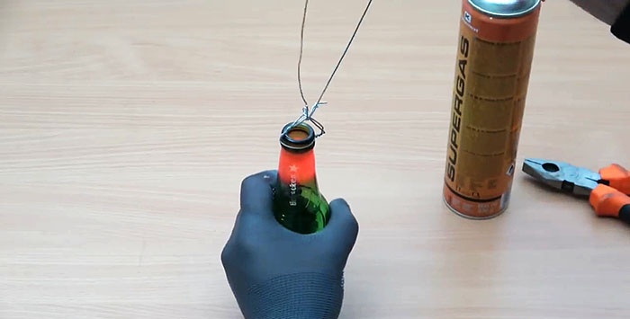 איך לכופף את הצוואר של בקבוק זכוכית
