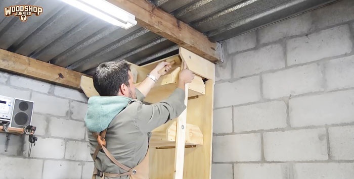 Hoe maak je hangende planken in een garage of werkplaats die geen ruimte in beslag nemen?