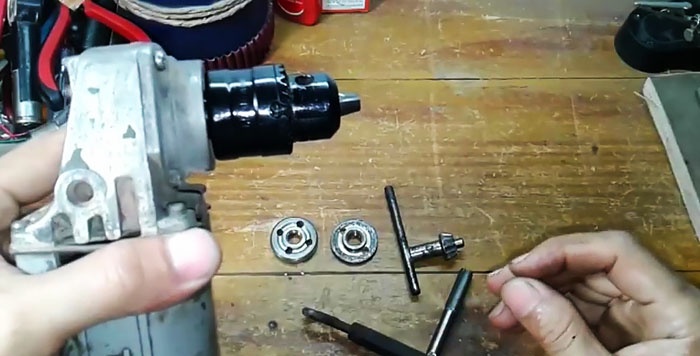 How to install a drill chuck on an angle grinder and why it might be useful