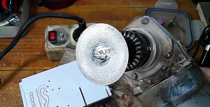 How to install a drill chuck on an angle grinder and why it might be useful