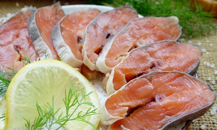 How to pickle frozen pink salmon