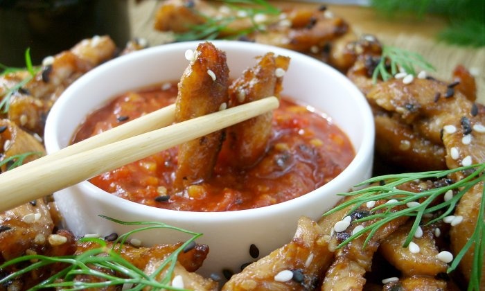 Filetto di pollo in salsa di soia in padella