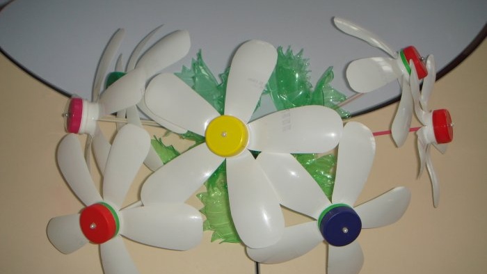 Rahsia membuat daisies dari botol plastik