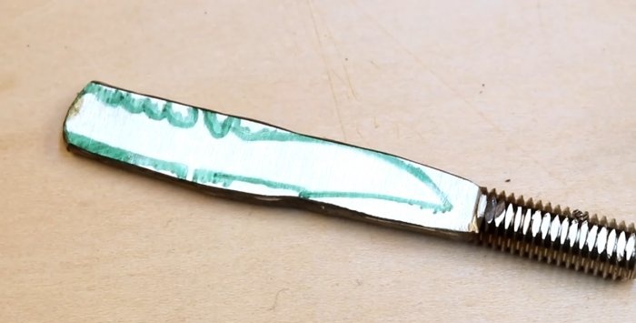 Como transformar um parafuso em uma linda faca de caça de souvenir