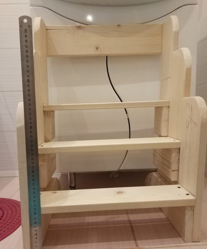 DIY stand para sa isang bata mula 1 hanggang 7 taong gulang para sa 276 rubles