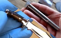 How to turn a bolt into a nice little souvenir hunting knife