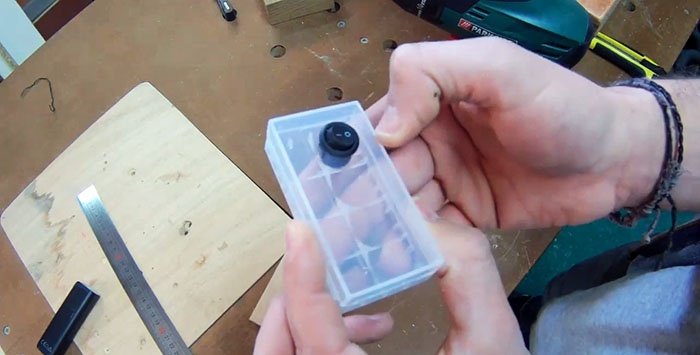 How to make a homemade laser pointer for a drilling machine